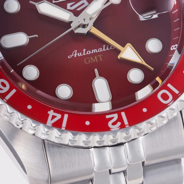 Seiko 5 Sports GMT SSK031K1 - Passion Red – Image 3